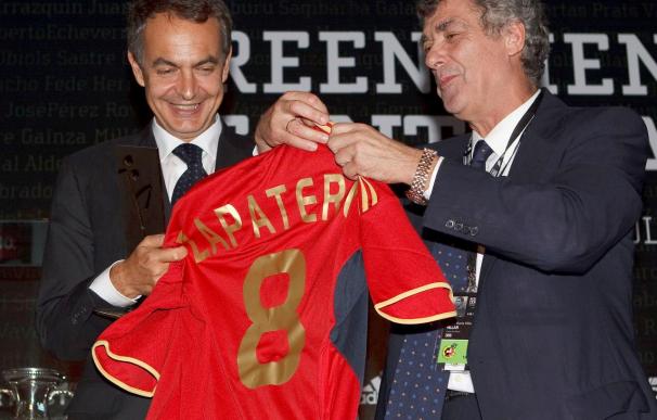 Zapatero no asistirá a la final del Mundial de fútbol entre España y Holanda