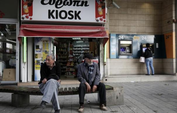 Los grandes depositantes en Chipre perderán mucho más de lo que temen