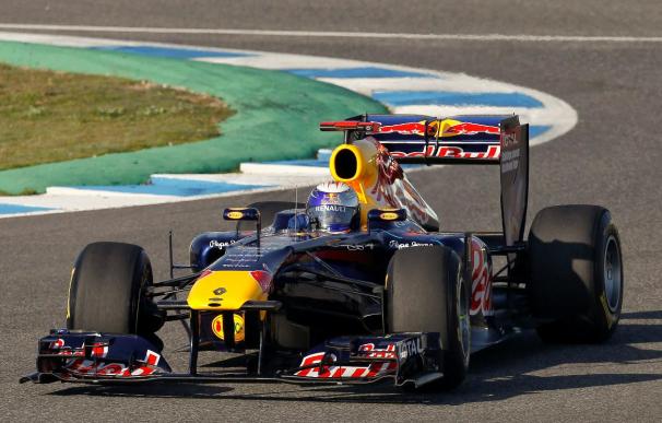 Alonso, el más rápido a media sesión del tercer día en Jerez