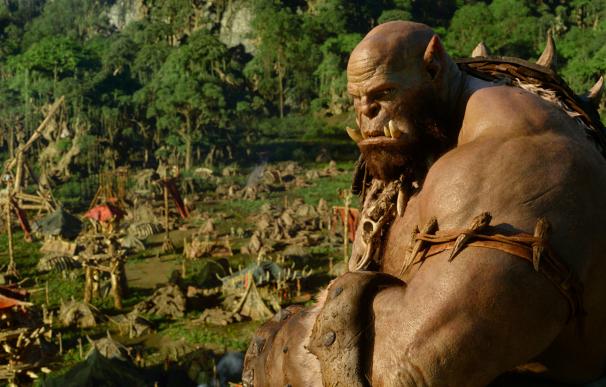 Orcos y humanos batallan sin piedad en el nuevo tráiler de 'Warcraft: El origen'