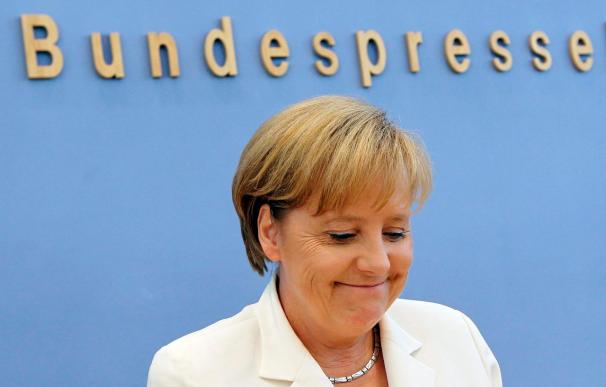 Merkel califica de "muy reales" y necesarias condiciones del test de solvencia