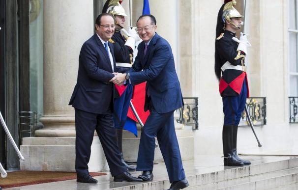 La nueva bajada de la nota de Francia aumenta la presión al Gobierno de Hollande