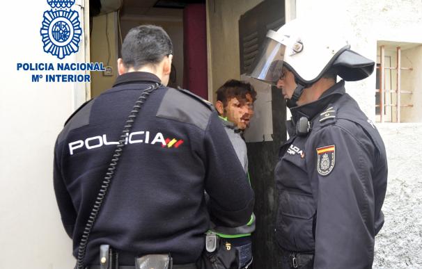 Policía Nacional detiene a cuatro personas por vender heroína, marihuana y hachís
