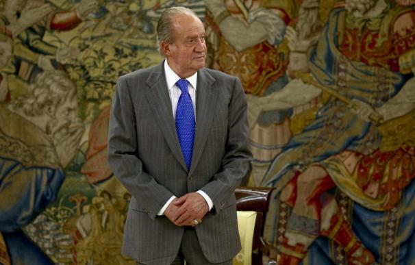El Rey comunicó en marzo a Rajoy y Rubalcaba su renuncia al trono
