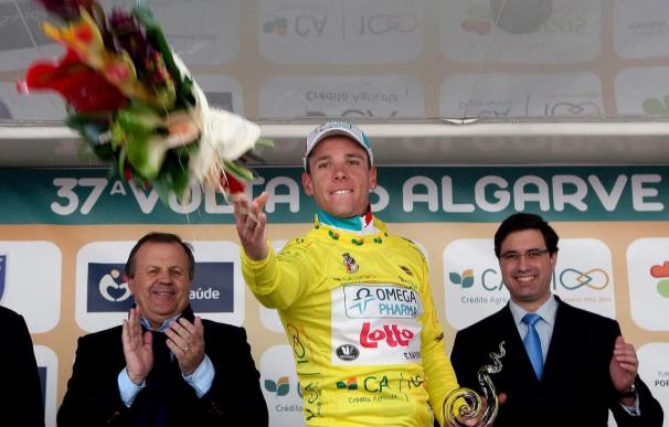El belga Gilbert gana la primera etapa y Contador llega en el grupo