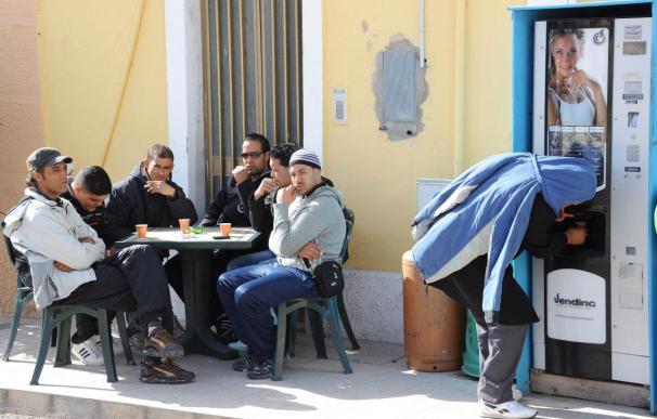 Un centenar de inmigrantes egipcios llegan en botes a Sicilia
