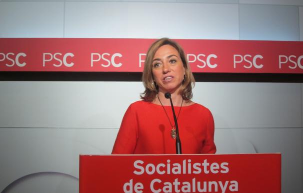 Chacón admite que el acuerdo PSOE-Podemos-C's es "complicado" pero celebra cambio de formas