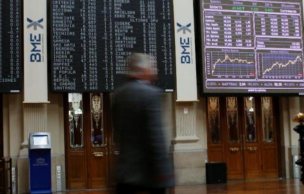 La bolsa española aumenta sus pérdidas y el IBEX cae el 0,85 por ciento a mediodía