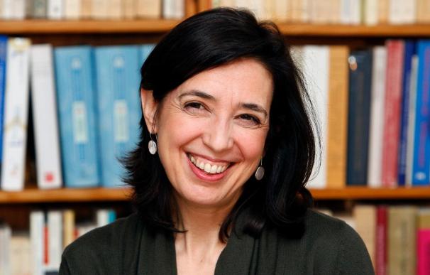 La académica Inés Fernández Ordóñez dice que el español no puede identificarse solo con el castellano