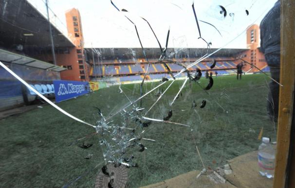 Detienen a 19 hinchas serbios tras los incidentes violentos en el partido contra Italia