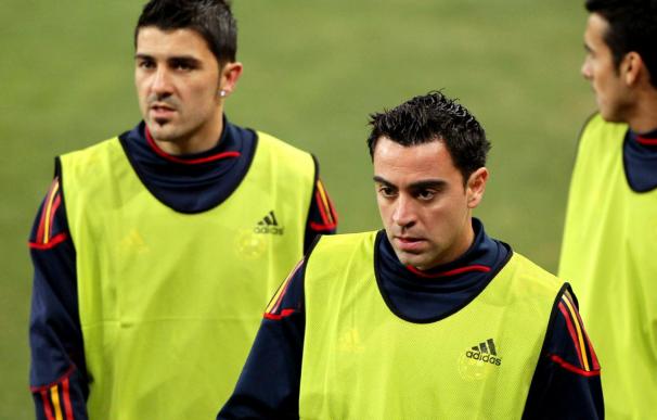 Xavi y Villa regresan al once titular del Barcelona