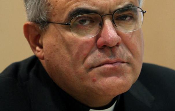 El obispo de Córdoba dice que es un "alivio" para la Iglesia dejar Cajasur