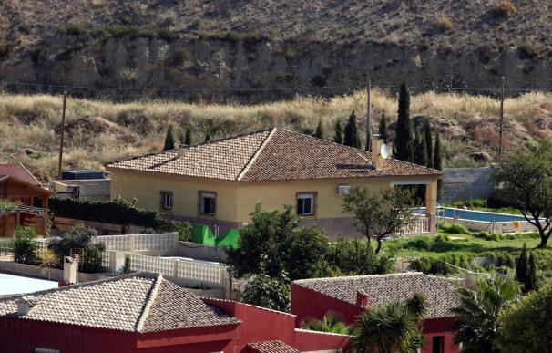 Hallan sin vida a un niño de dos años en un fosa séptica en Alicante