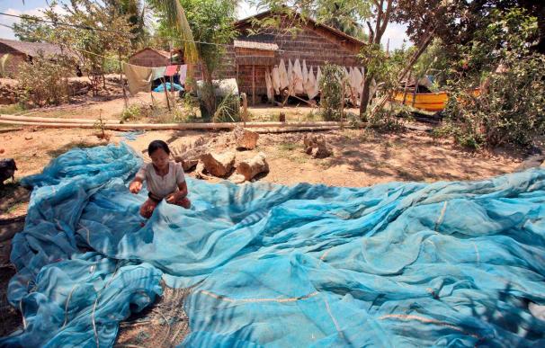 Elevan a 75 los muertos por el ciclón "Giri" en el oeste de Birmania