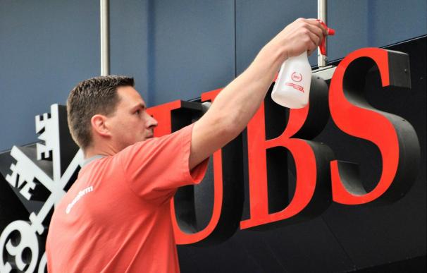 UBS gana 4.332 millones de euros hasta septiembre frente a pérdida de 2009