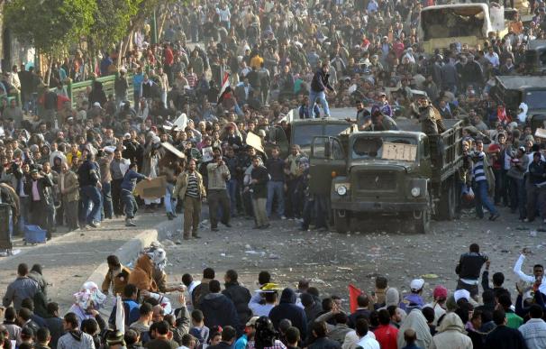 Al menos tres muertos y 639 heridos por los enfrentamientos en El Cairo