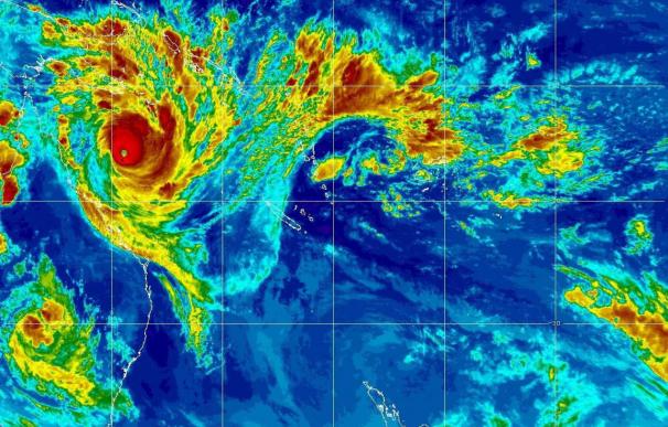 Un ciclón de "proporciones catastróficas" se aproxima al este de Australia