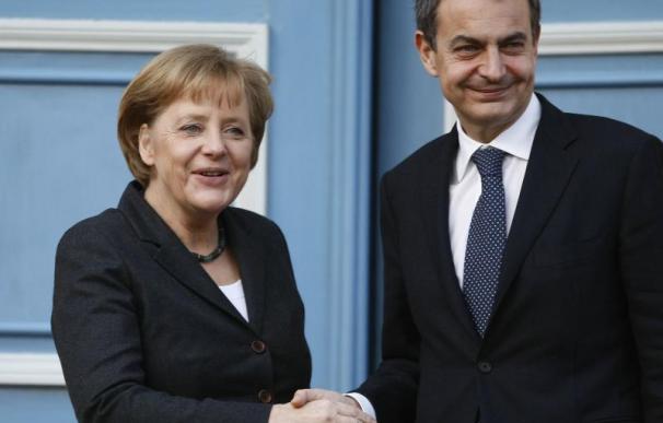 Merkel visita España con intención de respaldar las reformas