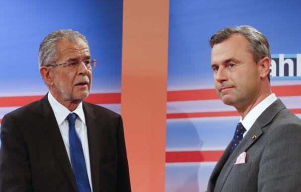 El Tribunal Constitucional ordena repetir la segunda vuelta de las presidenciales en Austria