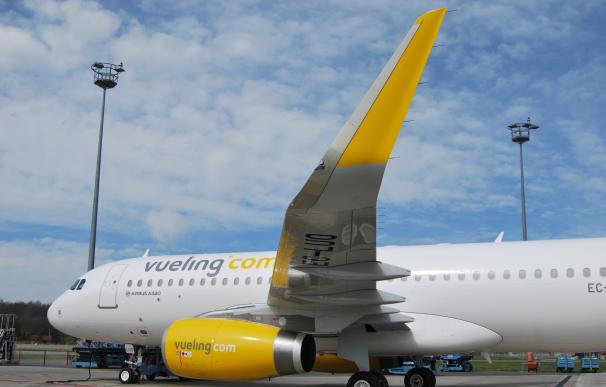 Vueling cancela cinco vuelos y registra retrasos en la mayoría de vuelos de El Prat
