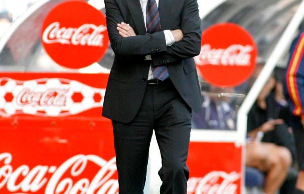 El entrenador del Deportivo cree que la mala situación del equipo viene muy bien para salir fortalecidos