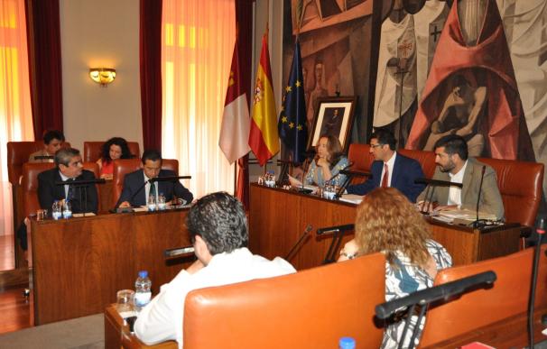 El PSOE responde al PP con cifras ante las críticas a la falta de implicación de la Junta en Fenavin Contact
