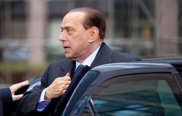 Berlusconi considera que Mubarak es "el hombre más sabio" de Oriente Medio