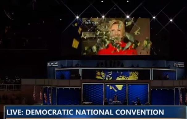 Clinton ve su nominación como la "mayor grieta" en el 'techo de cristal' de las mujeres de EEUU
