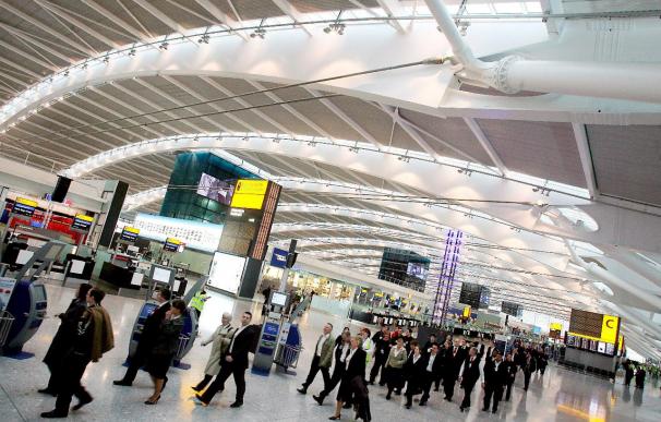 Un tribunal británico obliga a BAA a vender 3 aeropuertos en el Reino Unido