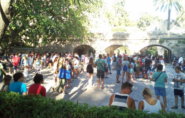 'Pokémon GO' reúne a cerca de 400 jóvenes en Palma