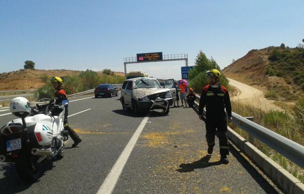 Tres heridos, una de ellas grave, en Minglanilla (Cuenca) tras volcar el todoterreno en el que viajaban