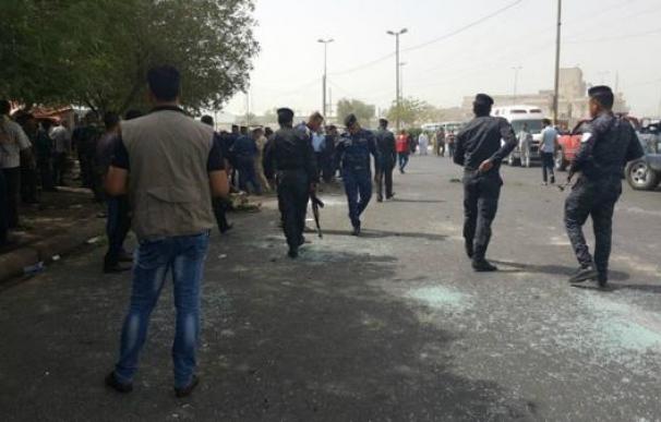 Zona donde se produjo el atentado hoy domingo en Bagdad