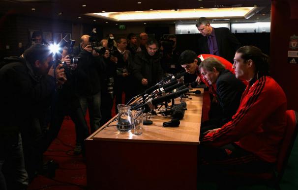 Liverpool FC Present New Signings Andy Carroll and Luis Suarez