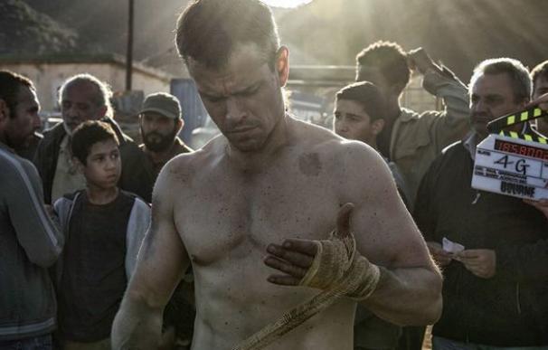 Matt Damon demuestra estar en forma en los tres nuevos clips de 'Jason Bourne'