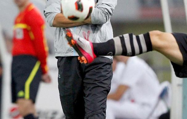 El entrenador del Espanyol reconoce que pueden fichar a un defensa tras la lesión de Galán