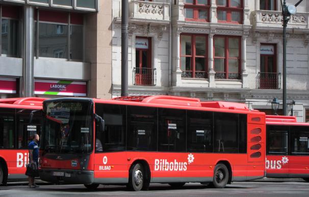 Los usuarios de autobuses urbanos vascos aumentan un 5,7% interanual en mayo y los del metro de Bilbao un 0,8%