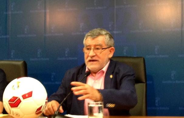 Felpeto dice que se tratará de hacer el relevo de la directora de Educación en Guadalajara "cuanto antes"
