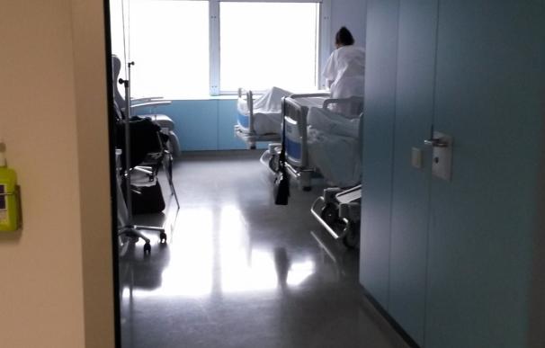 Satse alerta de que habrá 65 camas menos en centros sanitarios de Cantabria durante el verano