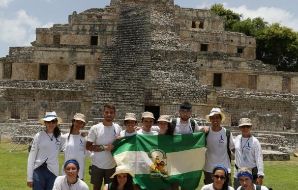 Once estudiantes andaluces recorren Yucatán con la Ruta BBVA
