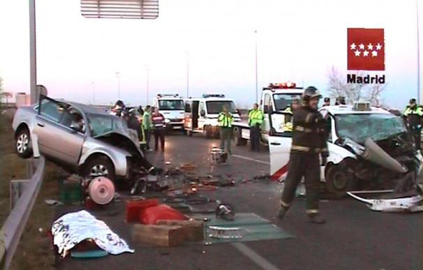 Veintiún muertos en 19 accidentes de tráfico registrados este fin de semana