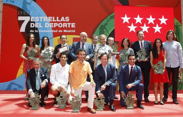 Javier Fernández, Eva Calvo, Jesús España y Sandra Aguilar reciben el Premio 7 Estrellas