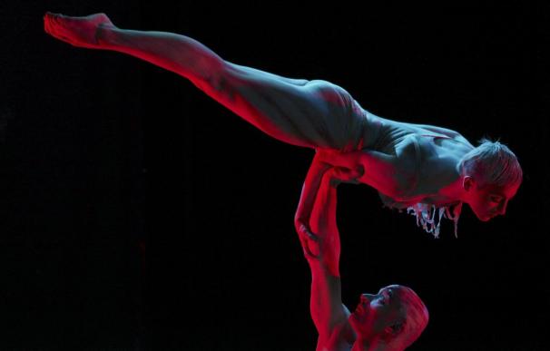 Cirque du Soleil regresa a sus orígenes con "Saltimbanco"