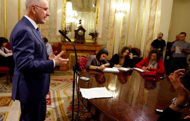 Duran acusa a Chacón de querer ser presidenta "rechazando el catalanismo"