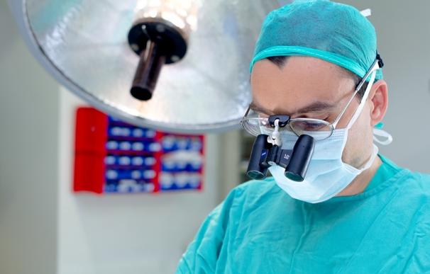 El Hospital Vithas Parque San Antonio aplica una técnica contra la aneurisma de aorta para bajar mortalidad