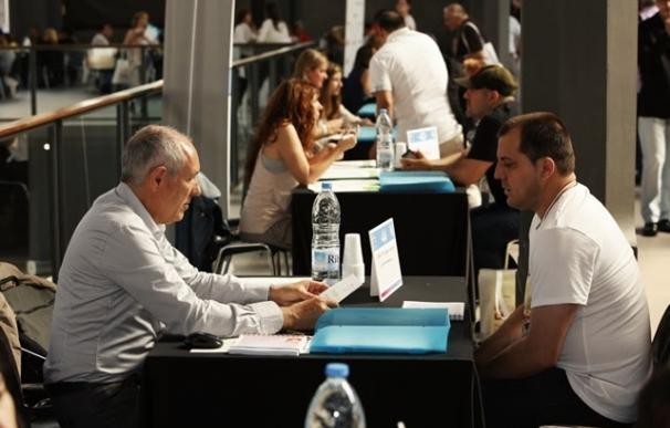 El programa Làbora estudia celebrar reuniones sectoriales de networking con empresas