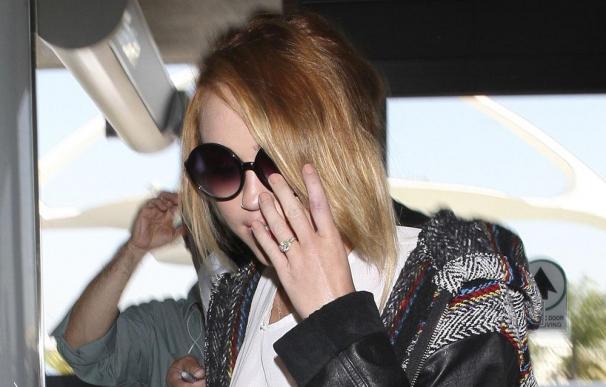 Miley Cyrus disfruta de su condición de prometida