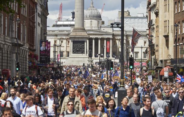 La Marcha por Europa reúne a miles de británicos en contra del Brexit
