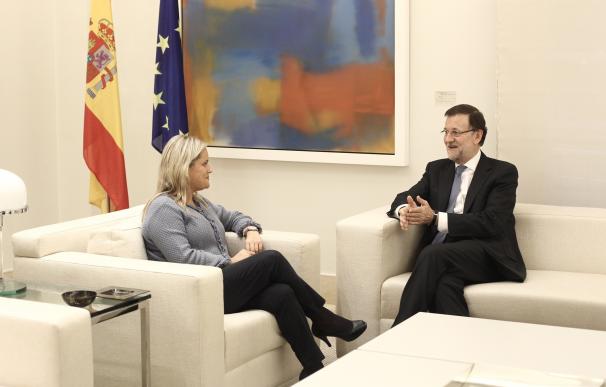 Rajoy recuerda a los jóvenes que Miguel Ángel Blanco defendió la libertad de la que ellos gozan ahora