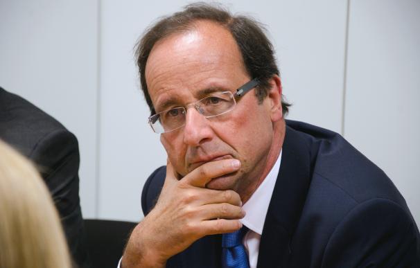 ¿Una tomadura de pelo? Hollande paga a su peluquero casi 10.000 euros al mes
