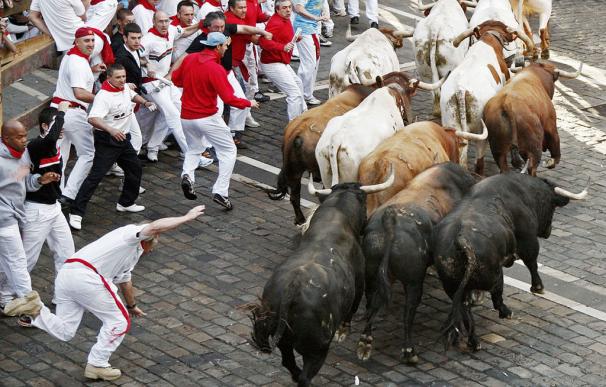 Séptimo encierro de San Fermín con los toros de Núñez del Cuvillo